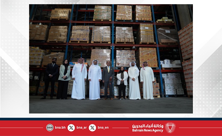 وزير الصناعة والتجارة يقوم بزيارات تفقدية ويلتقي التجار لمتابعة توافر السلع واستقرار الأسعار في ظل المستجدات الراهنة